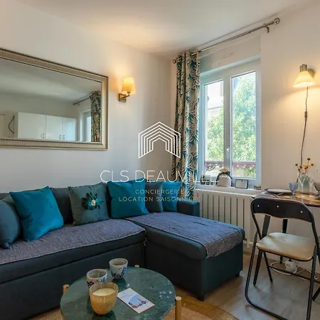 Apartment Aux Planches C.l.s *